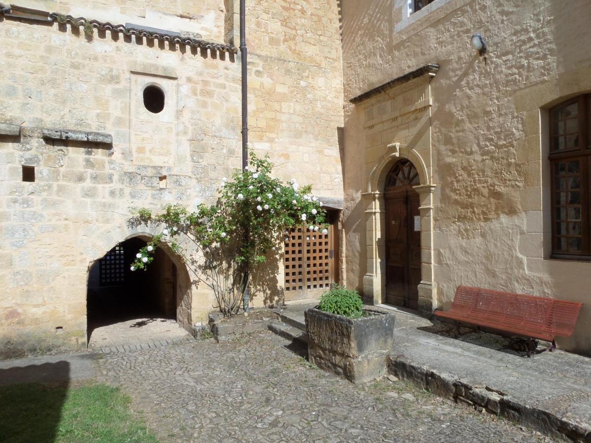 Auberge De Jeunesse Hi Cadouin Le Buisson-de-Cadouin Exterior photo